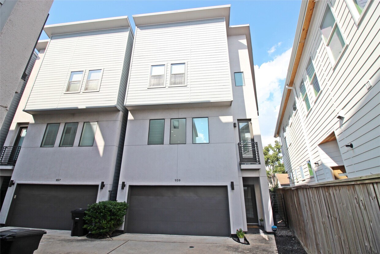 Foto del edificio - 959 St Augustine