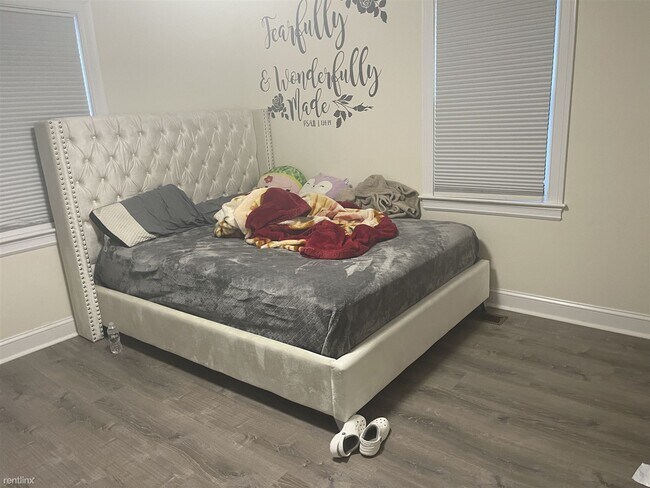 Foto del edificio - 2 br, 1 bath House - 62 Homer Ave 1