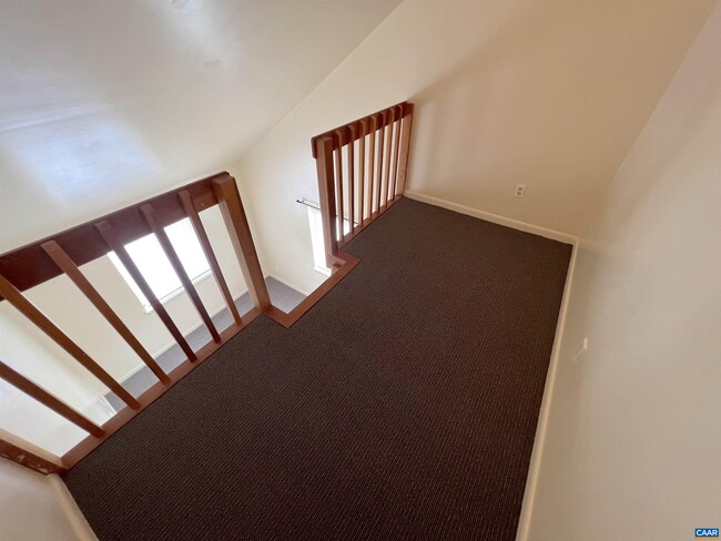 Building Photo - 103 Westerly Ave