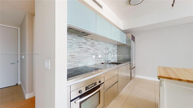 Foto del edificio - 1040 Biscayne Blvd