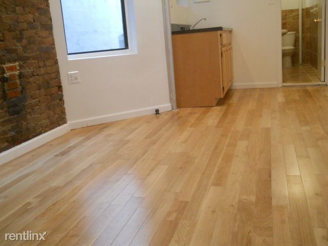Primary Photo - 530 E 5th St