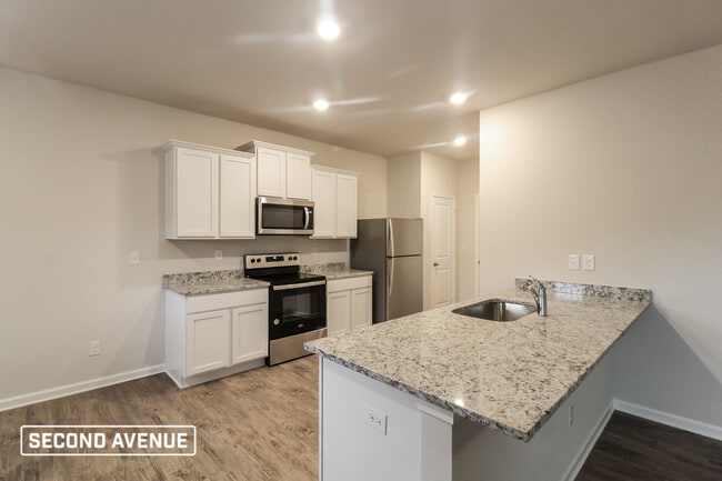 Building Photo - 822 Robbie Ln