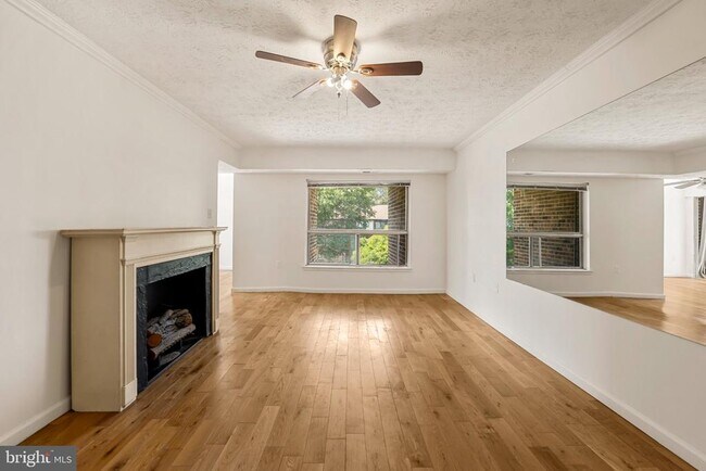 Building Photo - 7716 Hanover Pkwy