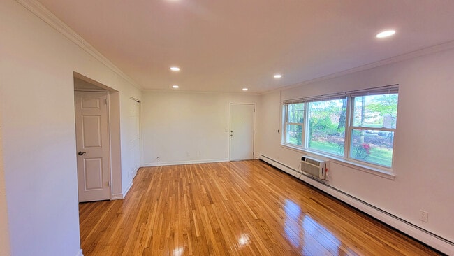 Sala de estar - 12 Rolling Ridge Rd