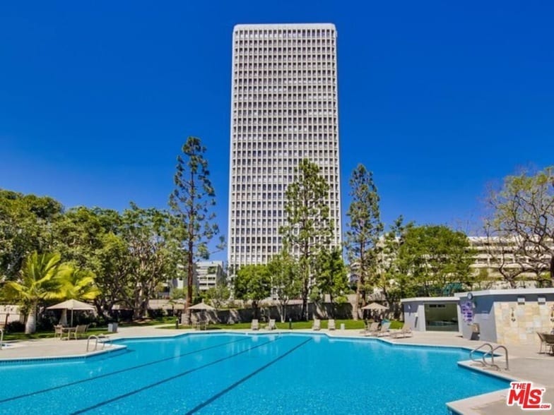 Foto principal - 800 W 1st St