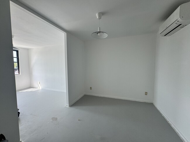 Building Photo - 1583 Bushwick Ave
