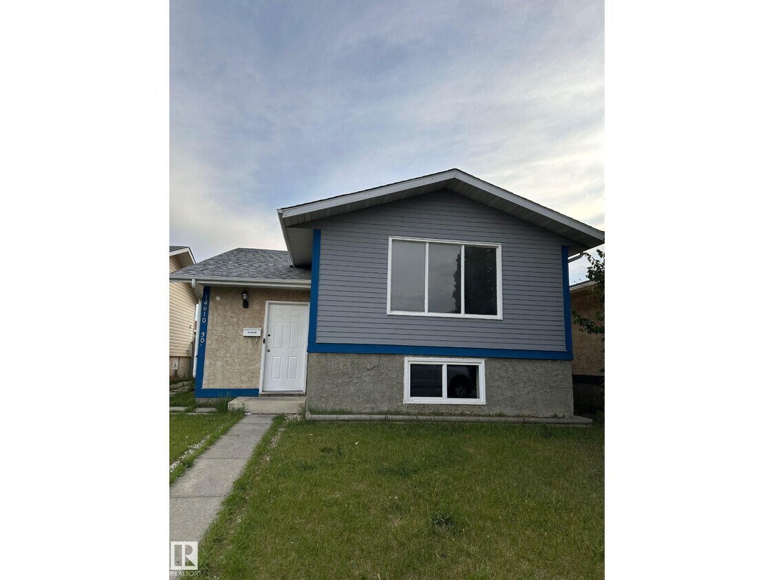 Photo principale - 14610-14630 30 St NW
