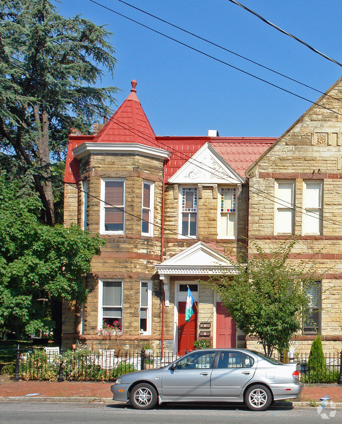 Primary Photo - St. John's Commons