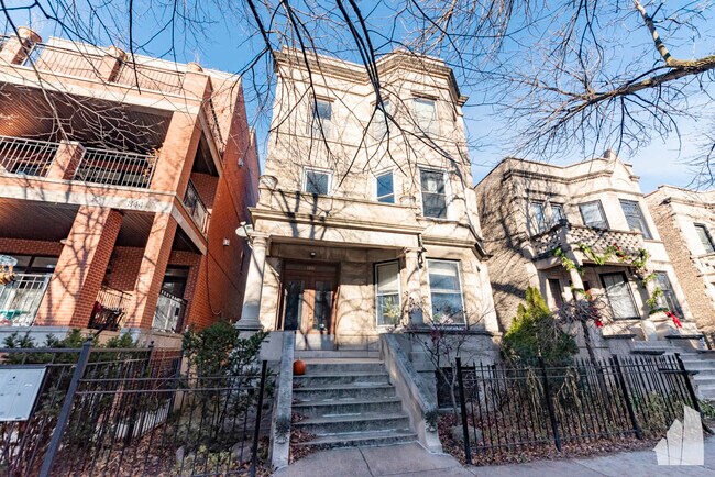 Foto del edificio - 842 W Waveland Ave