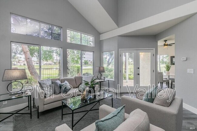 Foto del edificio - 2500 Wayfarer Ct