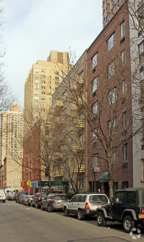 Building Photo - 411-415 E 83rd St