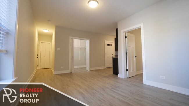 Foto del edificio - 3534 N Broadway St