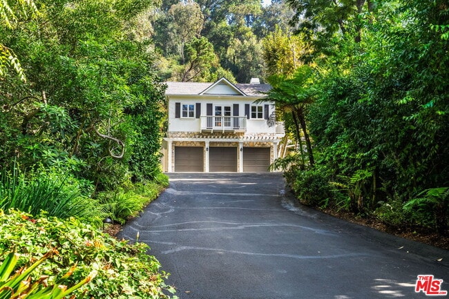 Foto del edificio - 10521 Rocca Pl