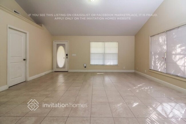 Building Photo - 15553 67th Ct N