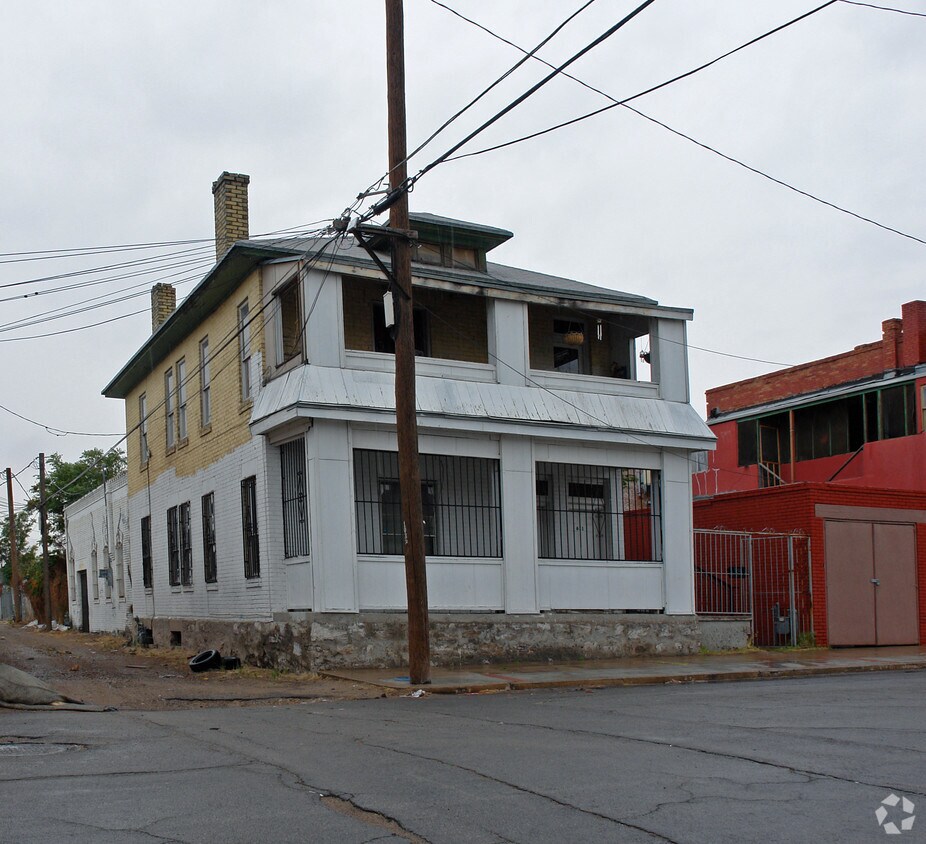 Primary Photo - 611 Octavia St