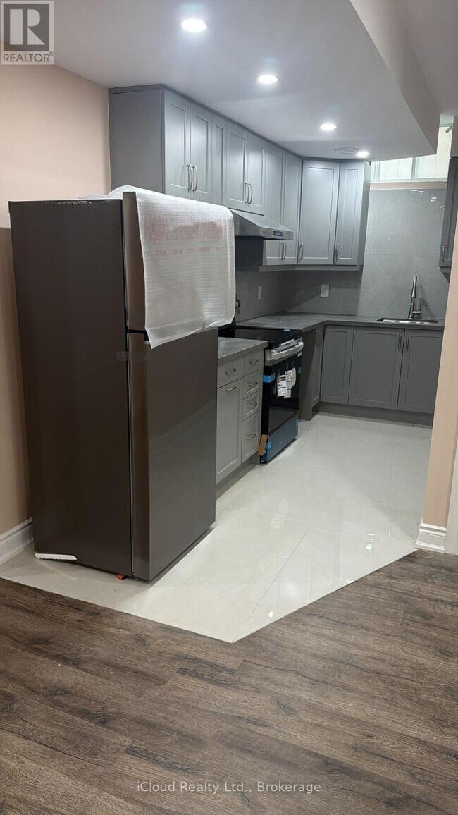 Building Photo - 63 Beacon Hill Dr