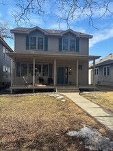 Building Photo - 1169 14th Ave SE