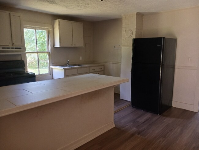 Foto del edificio - 8481 Hwy 70 E