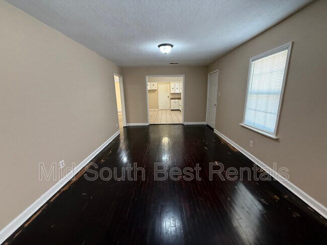 Foto del edificio - 1137 Carrolton Rd