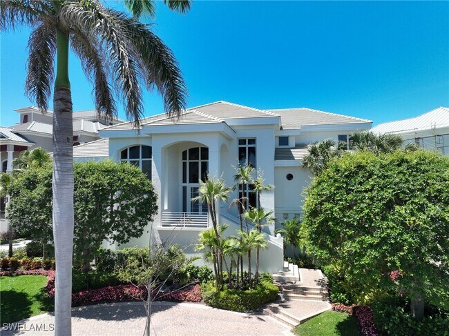 Foto del edificio - 235 Barefoot Beach Blvd