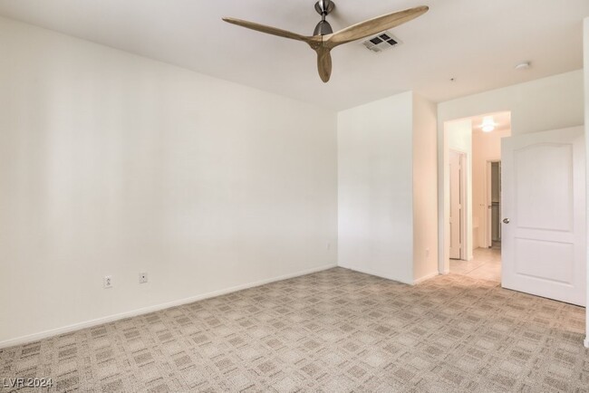 Building Photo - 900 Duckhorn Ct