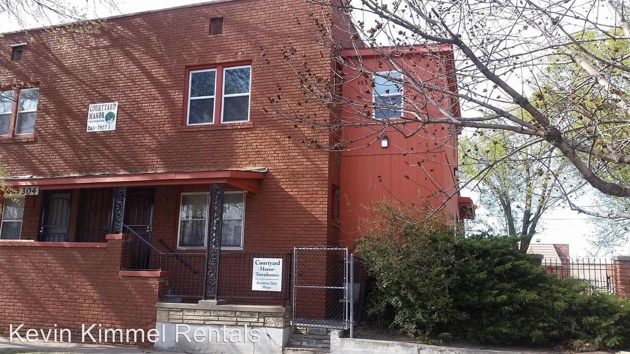 Primary Photo - 304 E Indianapolis St