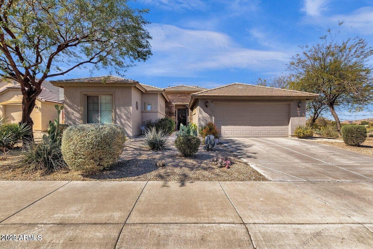 Foto principal - 13144 S 182nd Ave