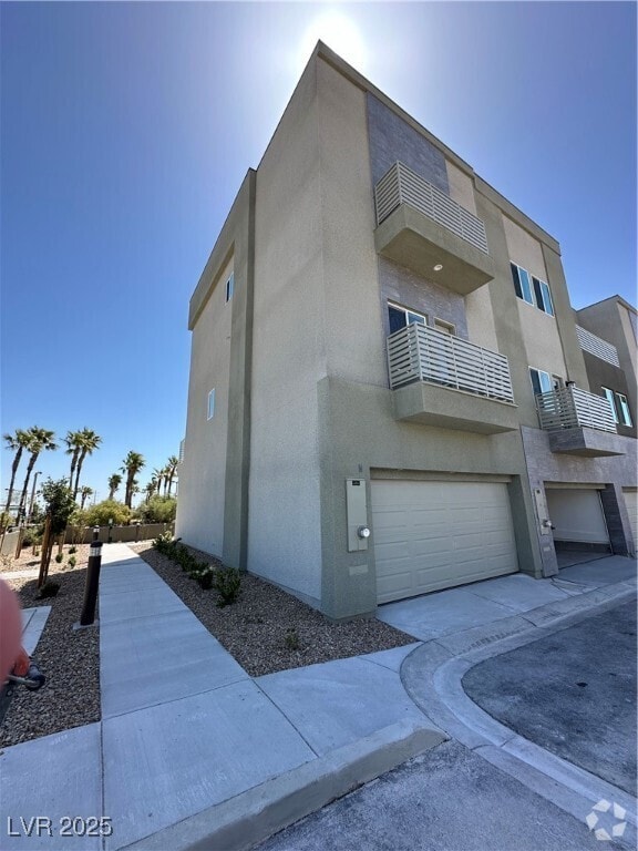 Building Photo - 1106 Prospering Crk St