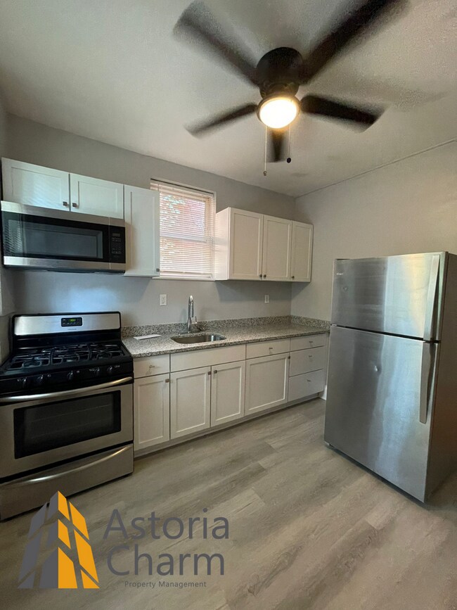 Building Photo - NEW 2Bed/1Bath + Den Home in West Baltimore!
