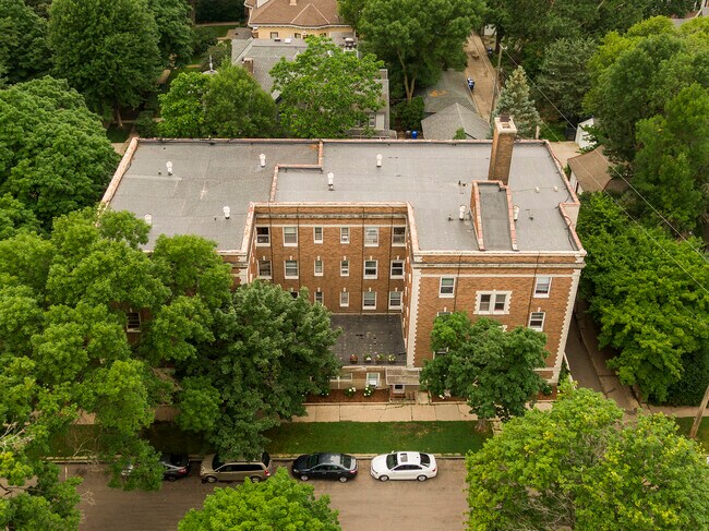 Building Photo - 443 Ashland Ave