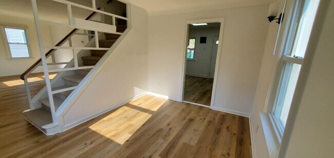 Foto del edificio - 5171 Dewey Rd