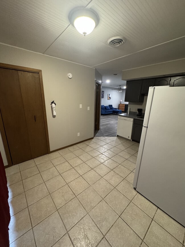 Kitchen - 1104 Residences