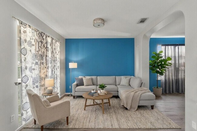 Foto del edificio - 8315 Hayden Cove Dr