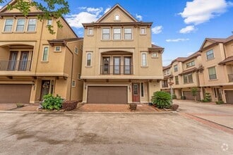 Building Photo - 5502 Lunia Ln
