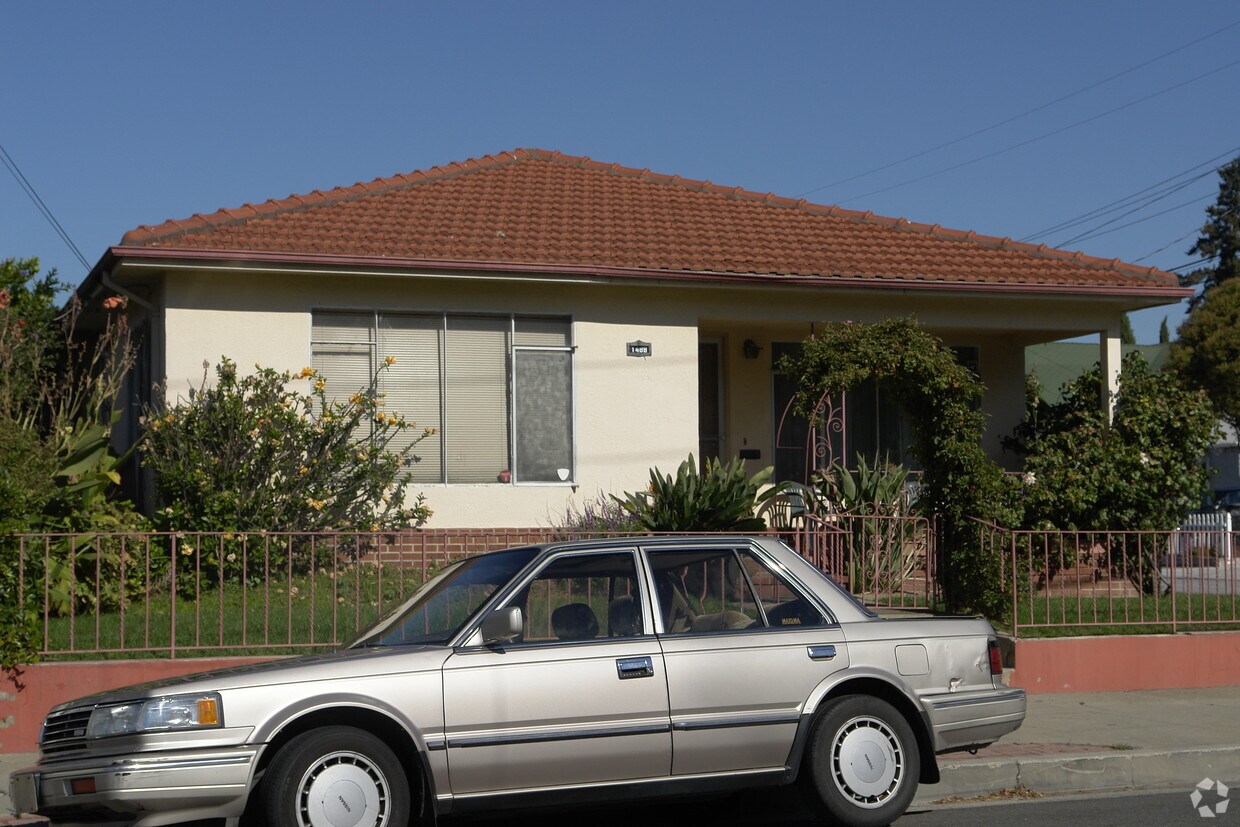 Foto del edificio - 1488 C St