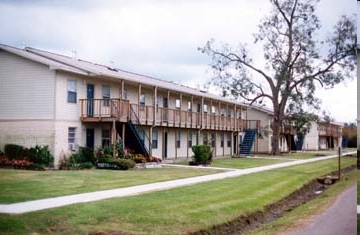 Primary Photo - Breaux Bridge Apartments