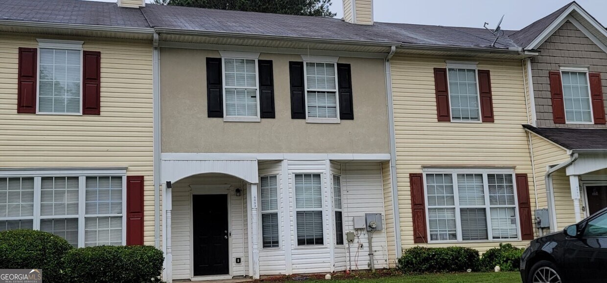 Foto principal - 6093 Camden Forrest Ct