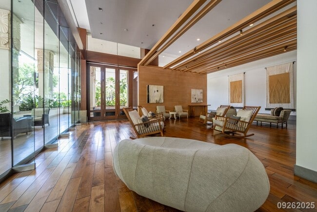 Foto del edificio - Luxury 3 Bed 2 Bath in the Allure