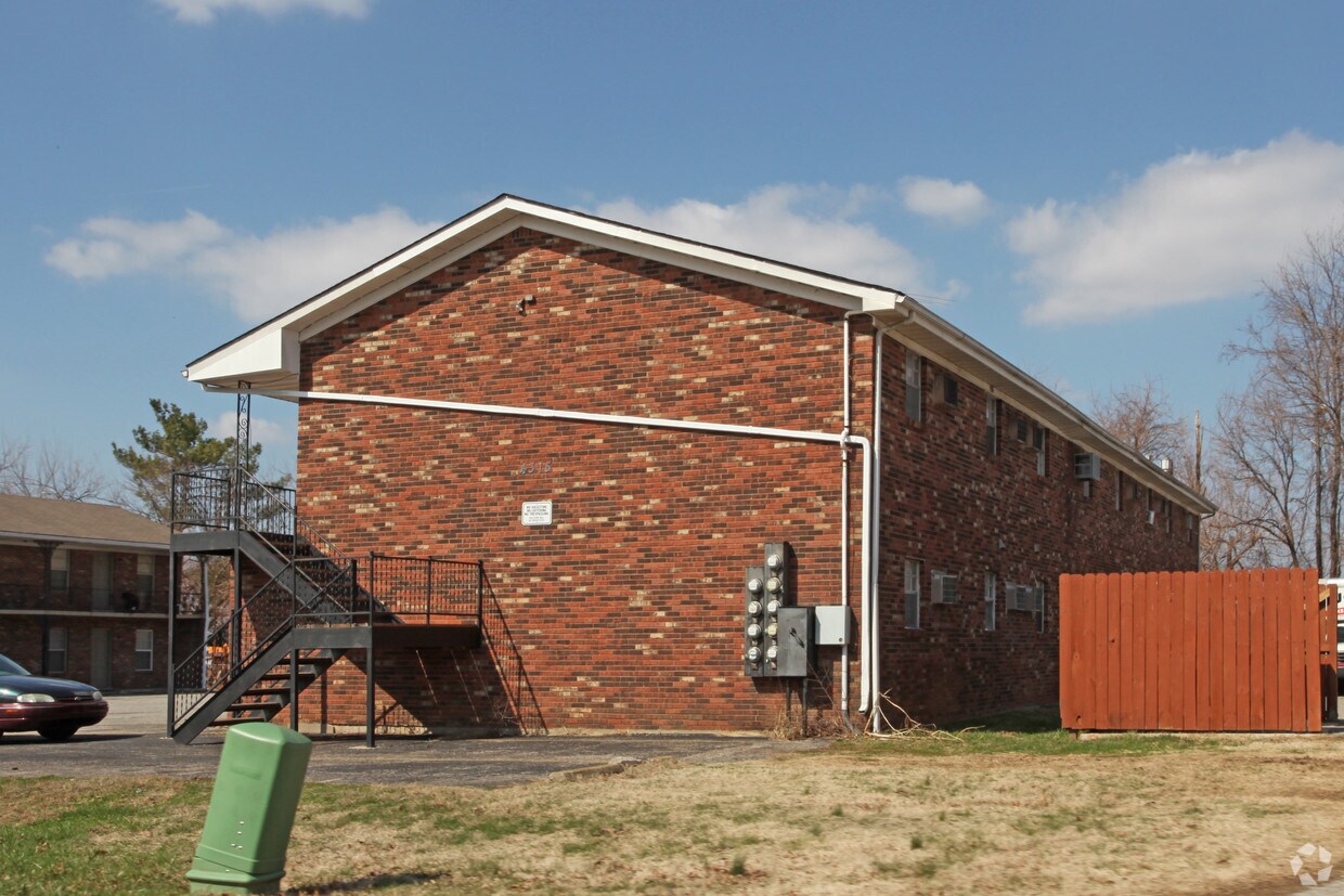 Building Photo - 4315 Norbrook Dr
