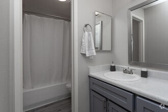 1BR, 1BA - 616 SF - Villas Las Jacarandas