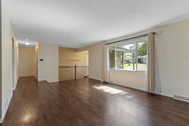 Foto del edificio - 8656 Windward Circle