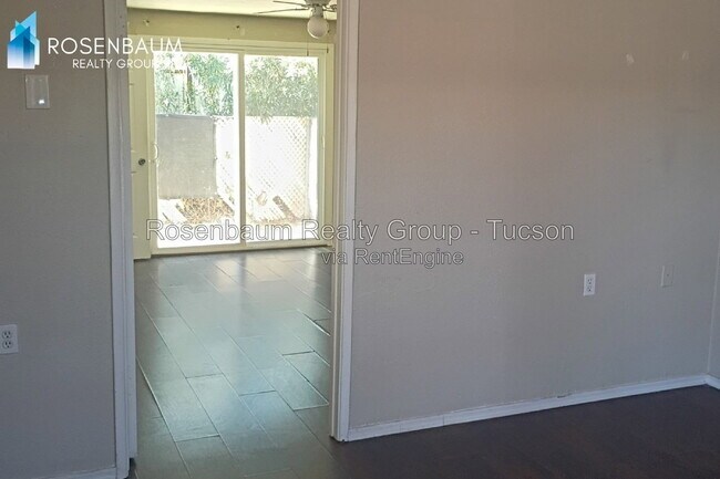 Building Photo - 3028 N Castro Ave