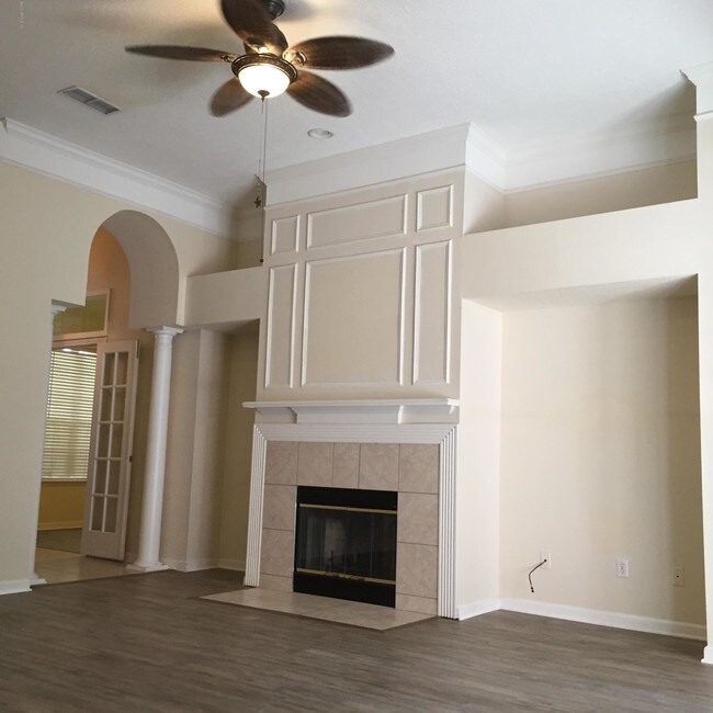 Building Photo - 8676 Nathans Cove Ct