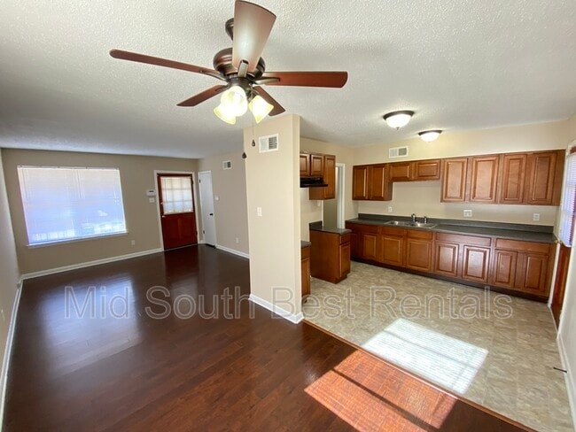 Building Photo - 3544 Pueblo Ave
