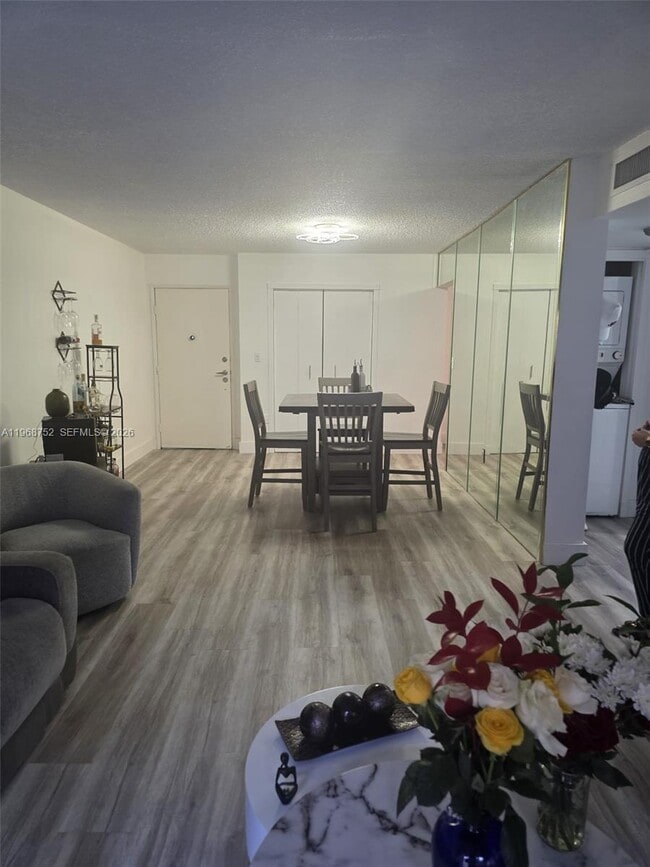 Building Photo - 506 NW 87th Ave