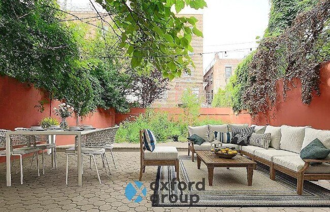 Building Photo - 2 bedroom in Brooklyn NY 11249