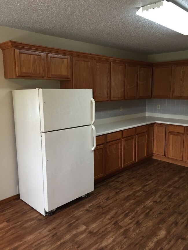Foto del edificio - 3 Bed 1 Bath REMODELED House For Rent in M...