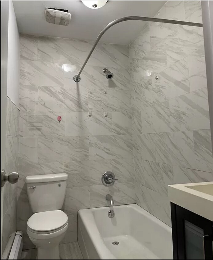 Foto del edificio - 3325 108th St