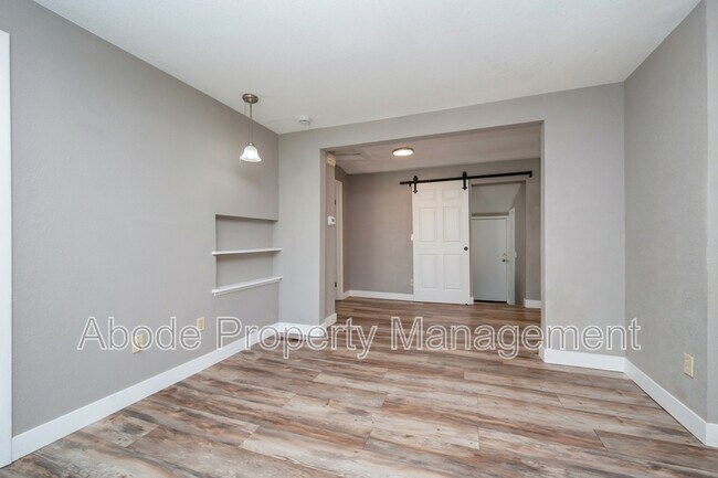 Foto del edificio - 136 S Lincoln Ave