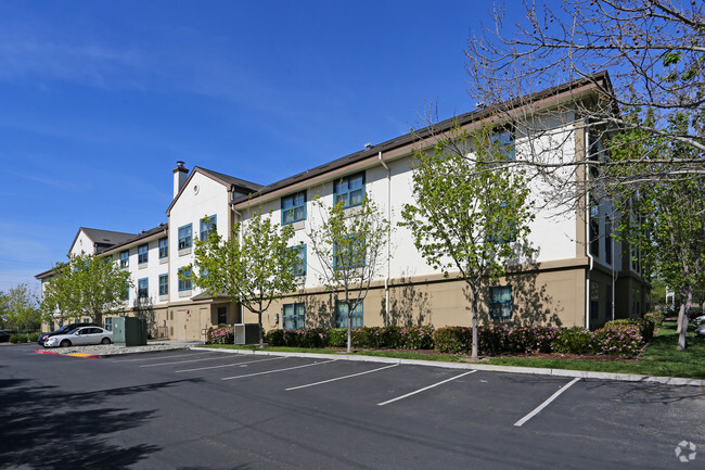 Foto del edificio - Furnished Studio - West Sacramento